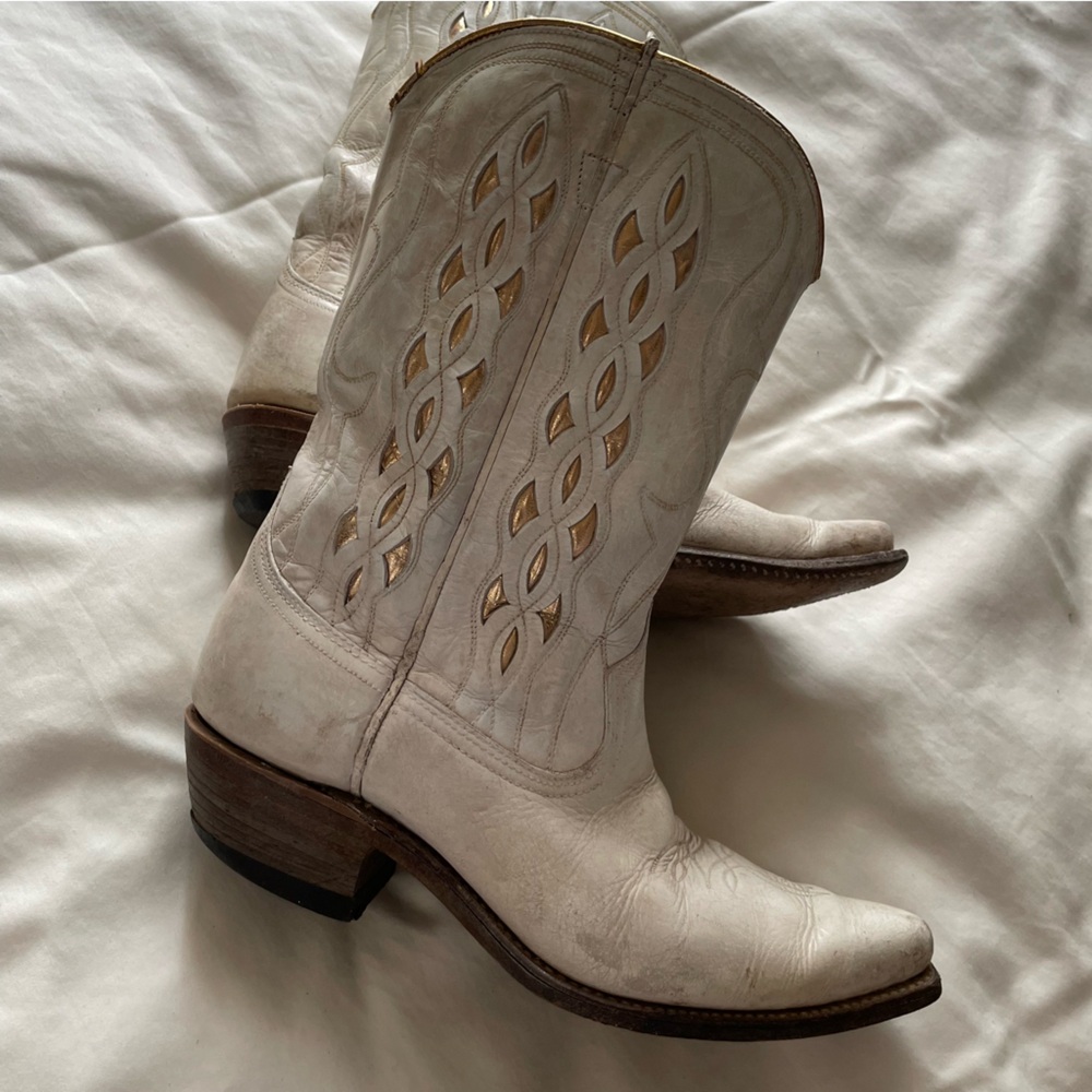Vintage Acme cowboy boots